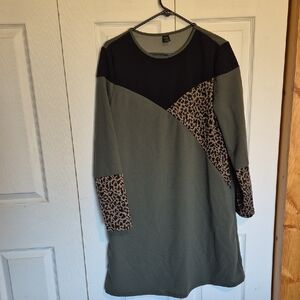 Free With $10 Purchase Stylish Olive and Leopard Print Dress